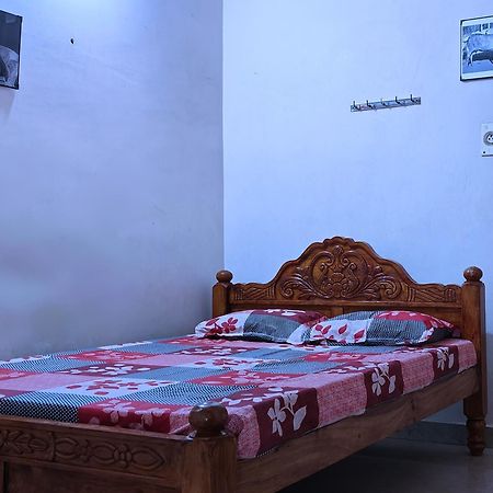 Guru Krupa Home Stay Tiruvannamalai Exterior photo