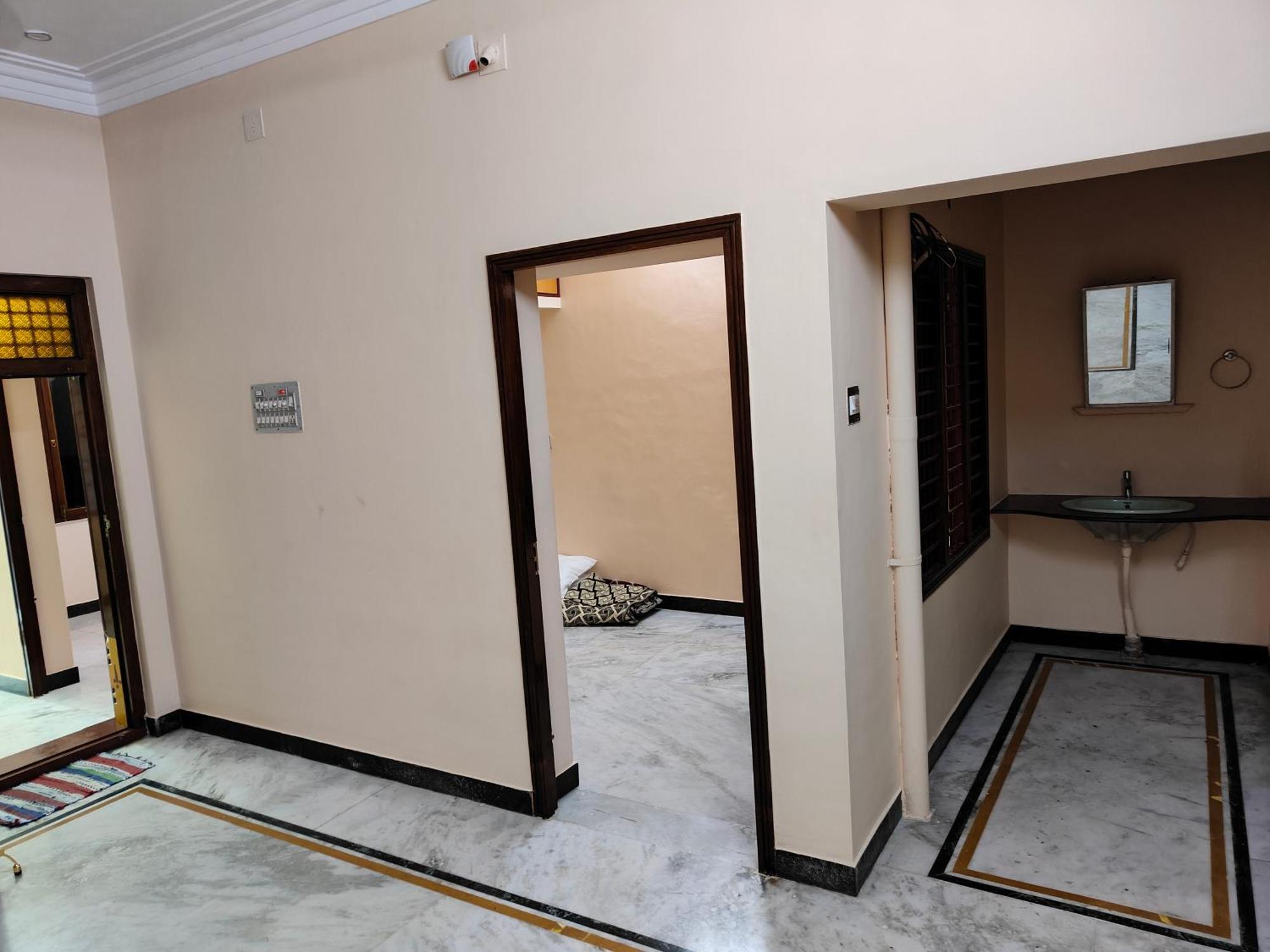 Guru Krupa Home Stay Tiruvannamalai Exterior photo