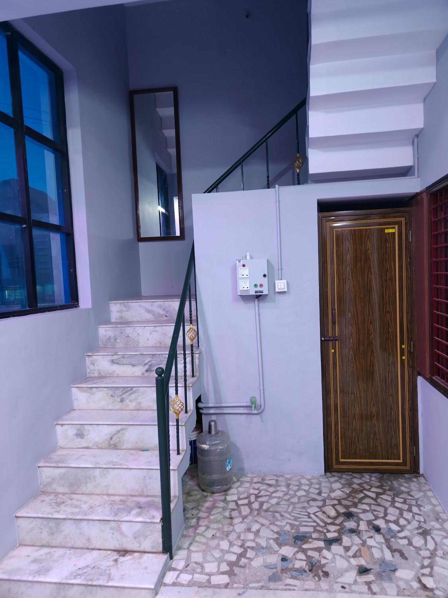 Guru Krupa Home Stay Tiruvannamalai Exterior photo